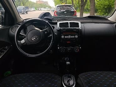 жеңил машина: Toyota Ist: 2008 г., Хетчбек — 6