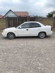 Daewoo Nubira: 2000 г., 1.5 л, Автомат, Бензин, Седан