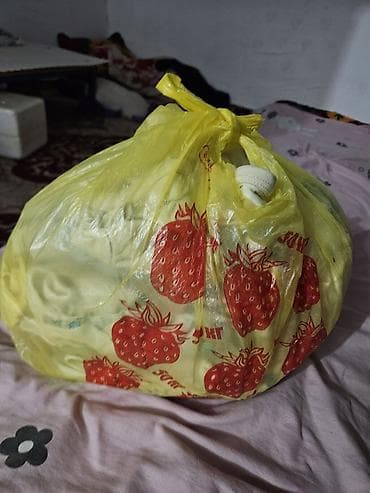 Находки, отдам даром: 1 пакет детский ымыркайдын кийимдери бар, кызга да балага да туура — 1