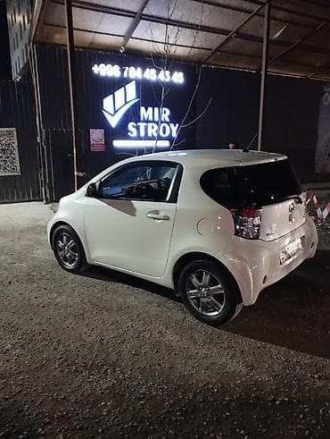 corolla 2004: Toyota iQ: 2012 г., 1 л, Вариатор, Бензин, Хэтчбэк — 1