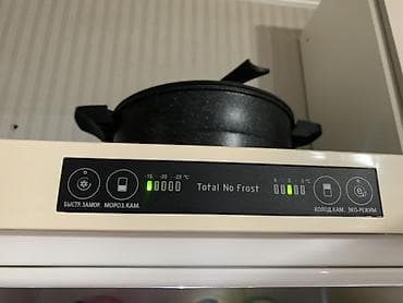 Холодильник LG, Б/у, Двухкамерный, Total no frost — 1
