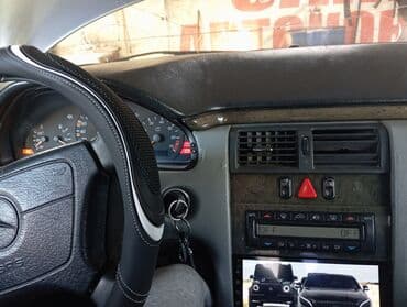 c class: Mercedes-Benz E-Class: 1999 г., 2 л, Механика, Бензиновая, Седан — 4