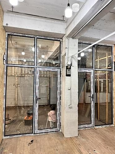 ls 4 6: Алюминиевое окно на заказ, Тип окна: Витражные, Декоративные особенности: Фрамуга, Бесплатная установка, В рассрочку — 3