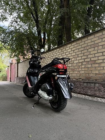 скутеры под выкуп: 150 куб. см, Бензин, Б/у — 3