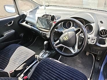 fit 2020: Honda Fit: 2008 г., 1.3 л, Автомат, Бензин, Хэтчбэк — 2