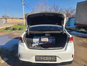 kyrgyz: Hyundai Sonata: 2022 г., 2 л, Типтроник, Газ, Седан — 4