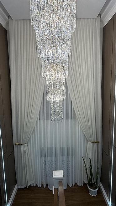 Шторы на лестницу