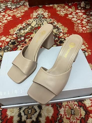 Продаю шлепанцы на каблуке Турецкие, покупала на заказ Идеальное
