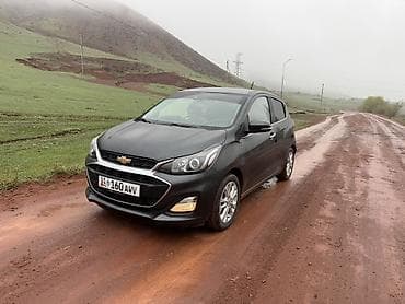 Chevrolet Spark: 2019 г., 1 л, Вариатор, Бензин, Хэтчбэк