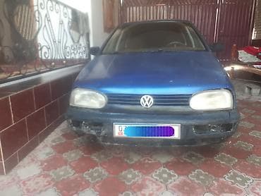 Унаа сатуу: Volkswagen Golf: 1993 г., 1.6 л, Кол менен иштөөчү, Бензин, Хетчбек — 1
