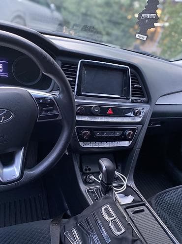 mini coper: Hyundai Sonata: 2018 г., 2 л, Автомат, Газ, Седан — 8