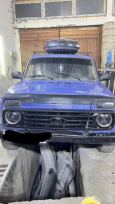 ВАЗ (ЛАДА) 4x4 Нива: 2005 г., 1.8 л, Механика, Внедорожник