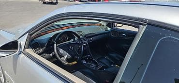 lada car: Mercedes-Benz CLK-Class: 2001 г., 2 л, Автомат, Бензин, Купе — 5
