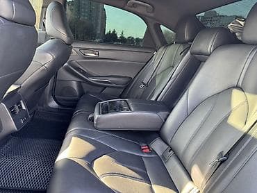 обмен авто на авто: Toyota Avalon: 2019 г., 2.5 л, Вариатор, Гибрид, Седан — 5