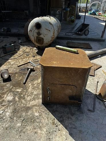 печка для пиццы: Промышленный офсетный смокер-гриль (мангал-коптильня) на дровах — 8