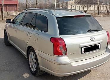 s class w220: Toyota Avensis: 2003 г., 1.8 л, Механика, Бензин, Универсал — 2