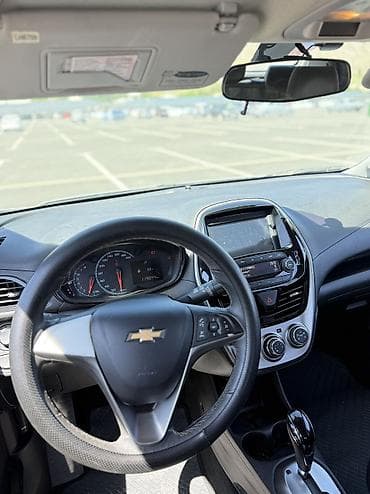 Chevrolet: Chevrolet Spark: 2018 г., 1 л, Вариатор, Бензин, Хэтчбэк — 10