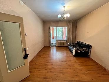 8: 1 комната, 33 м², 5 мкр 105 серия, 1 этаж, Косметический ремонт — 1