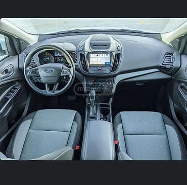 escape: Ford Escape: 2018 г. — 3