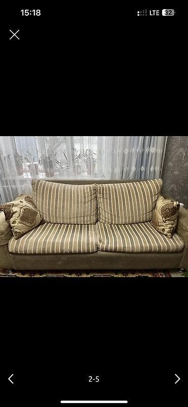 Срочно очень срочно продаю диван кресло и две подушки в хорошем