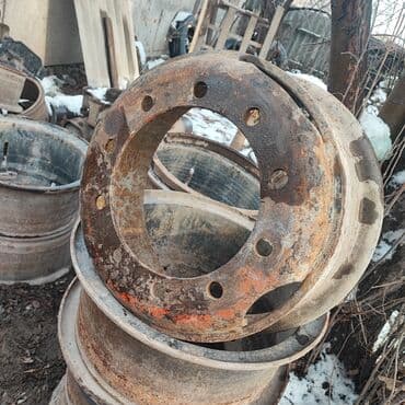 негодные шины: Железные Диски R 20 Комплект, отверстий - 10, Б/у — 2