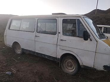 super cub: RAF 2203: 1986 г., 2.5 л, Ручные, Бензин, Фургон — 3