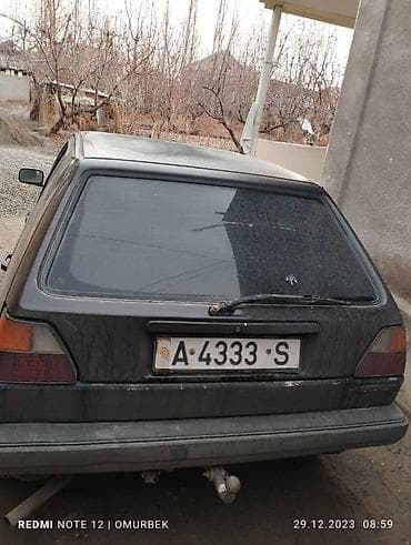 1: Volkswagen Golf: 1990 г., 1.8 л, Механика, Бензин, Хэтчбэк — 4