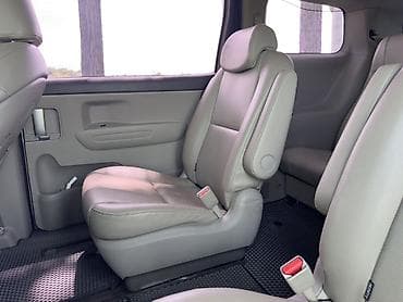 bmb e36: Kia Carnival: 2018 г., 2.2 л, Автомат, Дизель, Минивэн — 6