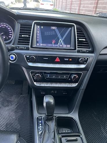 spark 2017: Hyundai Sonata: 2018 г., 2 л, Автомат, Газ, Седан — 10