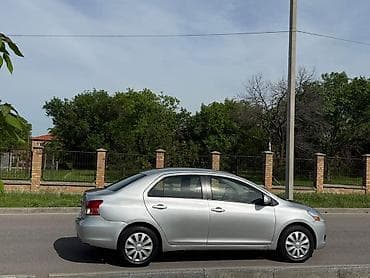 prius 2006: Toyota Belta: 2008 г., 1.5 л, Автомат, Бензин, Седан — 4