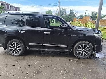 2011: Toyota Land Cruiser: 2011 г., Внедорожник — 6