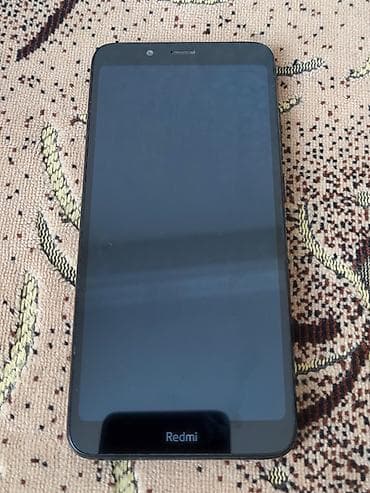 Техника и электроника: Redmi, Redmi 7A, Б/у, 32 ГБ, цвет - Черный, 2 SIM — 1