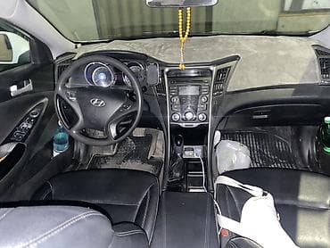 Продажа авто: Hyundai Sonata: 2014 г., 2 л, Автомат, Газ, Седан — 3