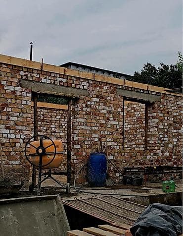 one construction: Кладка кирпича Кирпич койобуз Фундамент кладка крыша стяжка штукатурка — 4