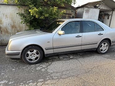 mers 212: Mercedes-Benz E-Class: 1996 г., 4.2 л, Автомат, Бензин, Седан — 2