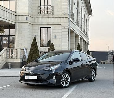 карб состав: Toyota Prius: 2018 г., Гибрид, Лифтбек — 1