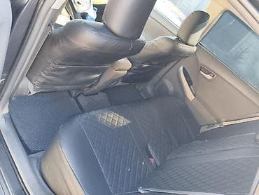 Toyota Prius: 2011 г., 1.8 л, Вариатор, Гибрид, Хетчбек — 6