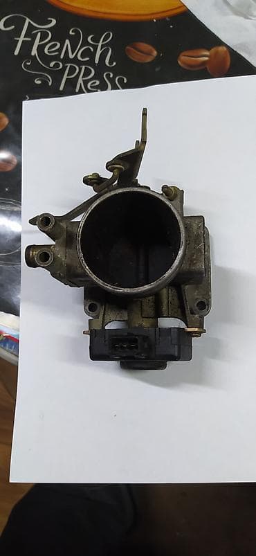 Дроссельная заслонка BMW 1985 г., Б/у, Оригинал, Германия