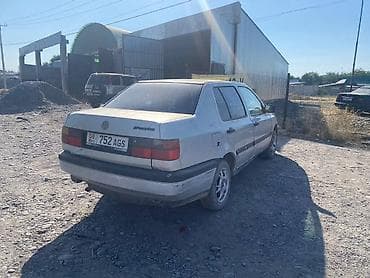 вента бампер: Volkswagen Vento: 1995 г., 1.8 л, Механика, Бензин, Седан — 1