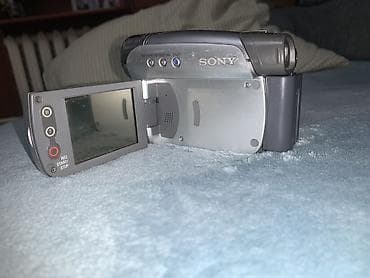 камеры со звуком: Видеокамера Sony DCR-HC23E Handycam с оптикой Carl Zeiss Vario-Tessar — 9
