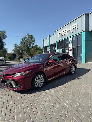 Продажа авто: Toyota Camry: 2018 г., 2.5 л, Вариатор, Гибрид, Седан — 2