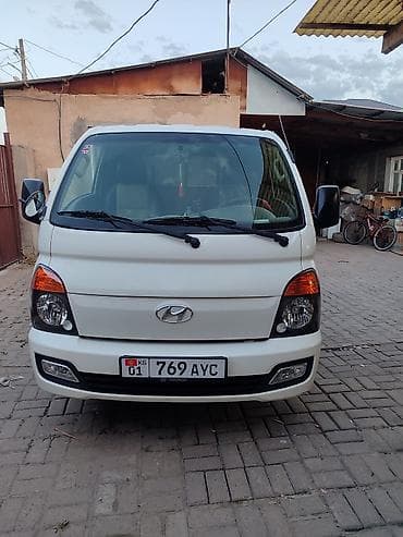 стекло на портер: Легкий грузовик, Hyundai — 1