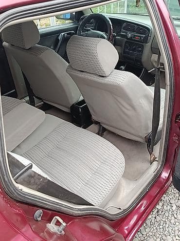 lexus es 2004: Volkswagen Vento: 1992 г., Бензин, Седан — 9