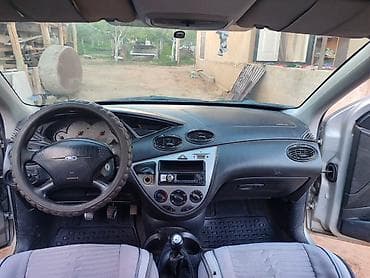 fort: Ford Focus: 2001 г., 1.6 л, Механика, Бензин, Универсал — 7
