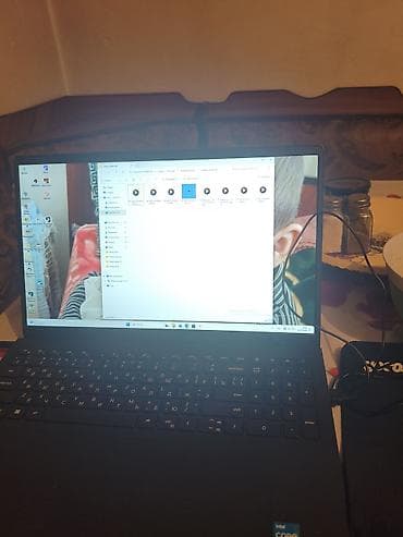 Ноутбук Dell 15" (серия Inspiron) с процессором Intel Core i3 11‑го