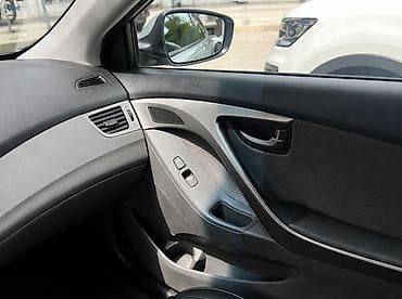 арзан машине: Hyundai Elantra: 2012 г., 1.6 л, Автомат, Бензин, Седан — 6