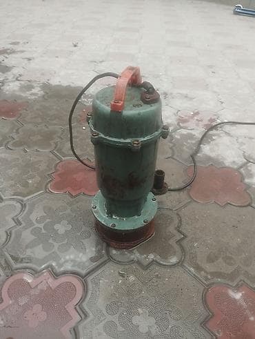 продам насос для воды: Погружной дренажный насос очень, очень и очень мошный. - Тип — 4