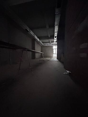 немецский квартал: Сдается коммерческое помещение ПСО 180 м² 20$ за 1 м² 1 этаж, 1 линия — 5