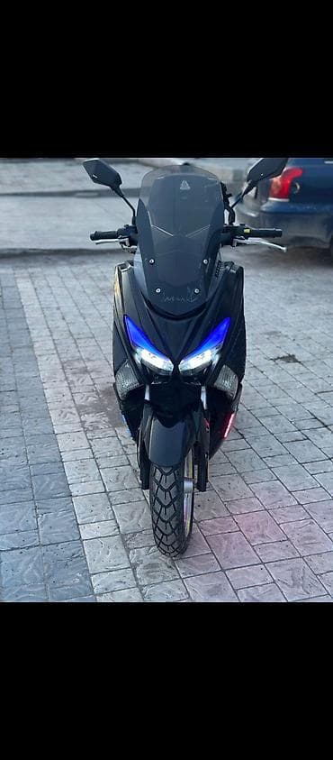 lexus 2005: Скутер макси-класса, черный, с полноразмерным ветровым стеклом и — 3