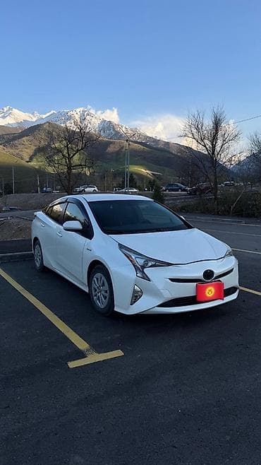 2017: Toyota Prius: 2017 г., 1.8 л, Автомат, Гибрид, Лифтбек — 2